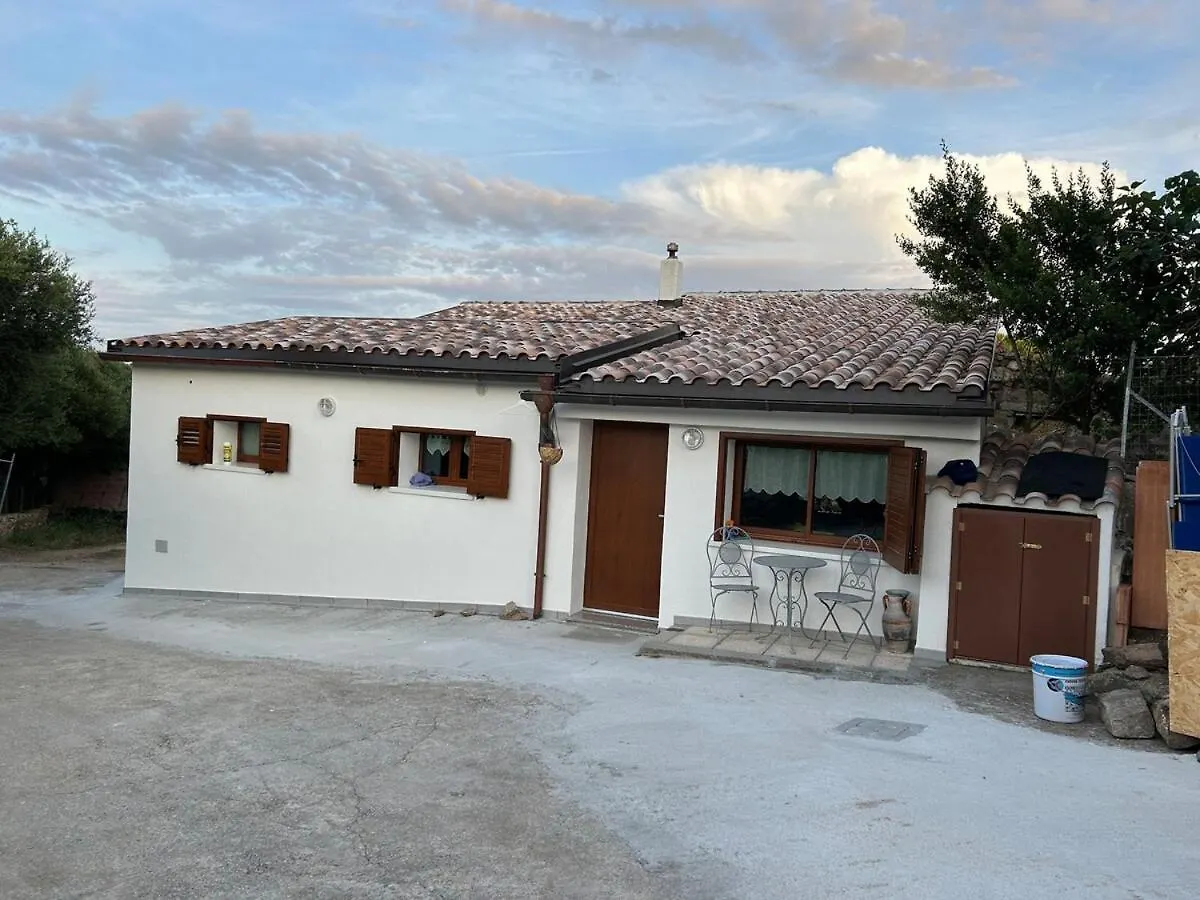 Cottage Vittoria Marazzino 0*,