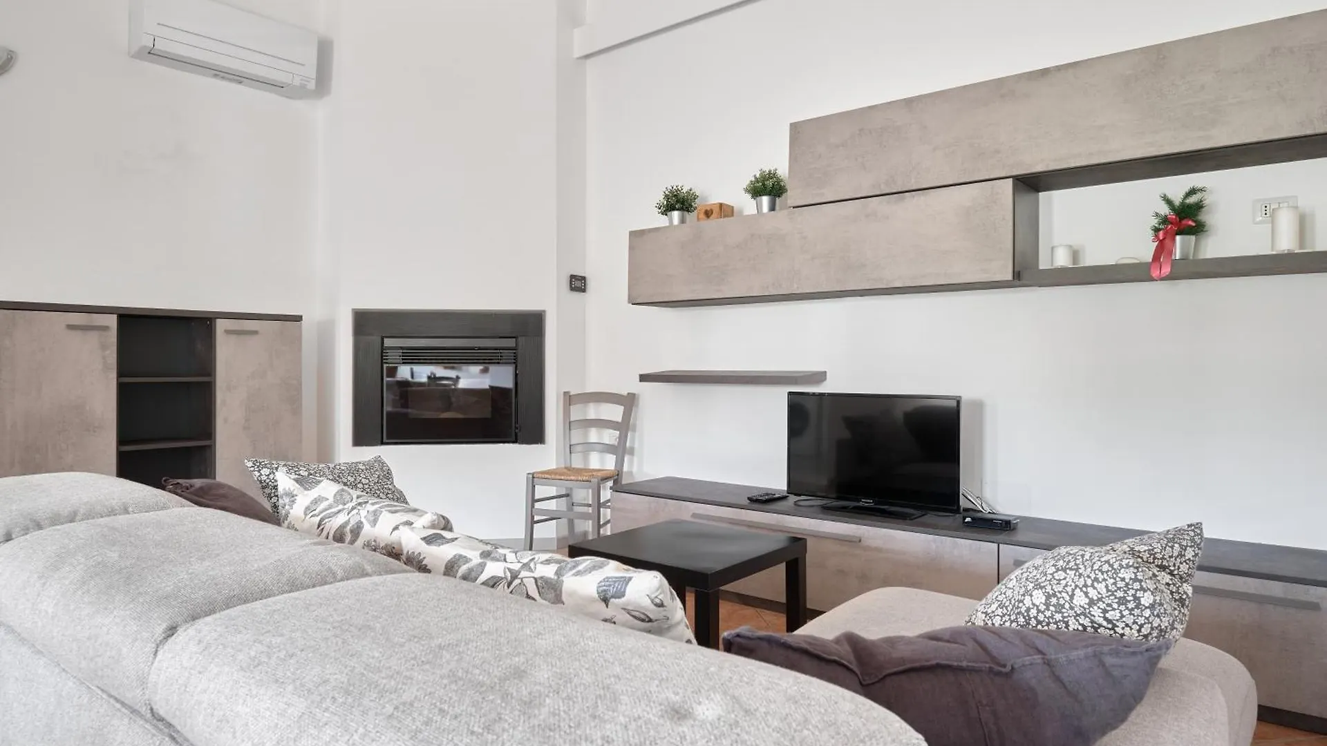 Chalet Cottage Vittoria Marazzino Italy